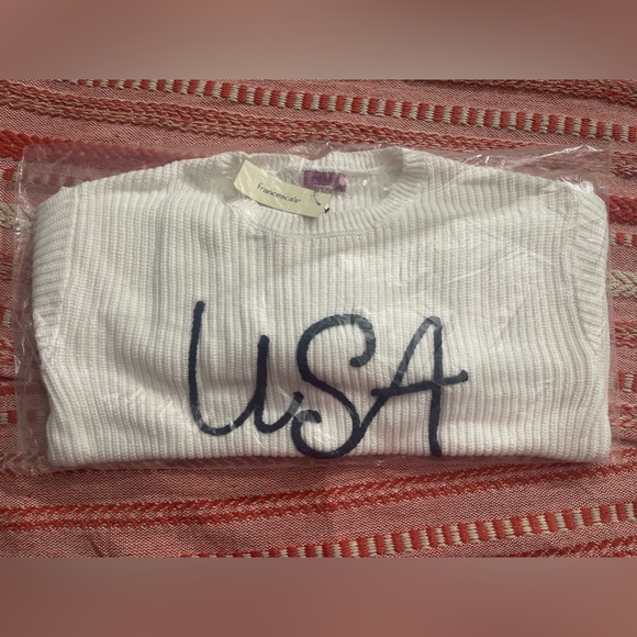 Francesca’s✨USA Stitch Oversized Pullover - Picture 4 of 4